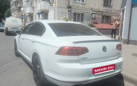 Volkswagen Passat B8 рестайлинг, 2017 год, 2 000 000 рублей, 5 фотография
