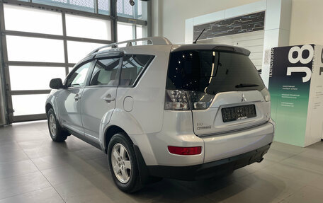 Mitsubishi Outlander III рестайлинг 3, 2008 год, 1 050 000 рублей, 4 фотография