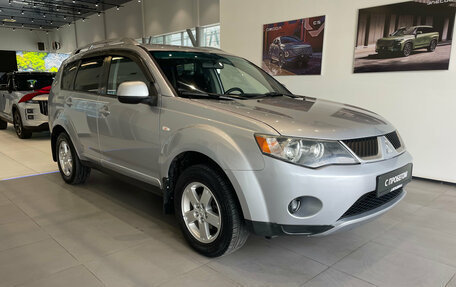 Mitsubishi Outlander III рестайлинг 3, 2008 год, 1 050 000 рублей, 3 фотография