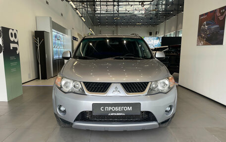 Mitsubishi Outlander III рестайлинг 3, 2008 год, 1 050 000 рублей, 2 фотография