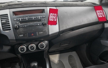 Mitsubishi Outlander III рестайлинг 3, 2008 год, 939 000 рублей, 23 фотография