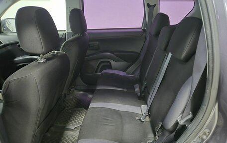 Mitsubishi Outlander III рестайлинг 3, 2010 год, 896 000 рублей, 9 фотография