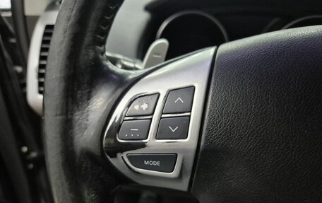 Mitsubishi Outlander III рестайлинг 3, 2010 год, 896 000 рублей, 16 фотография