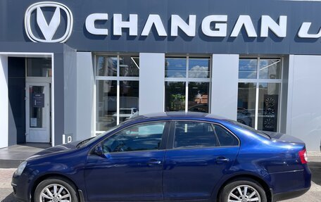 Volkswagen Jetta VI, 2010 год, 580 000 рублей, 5 фотография