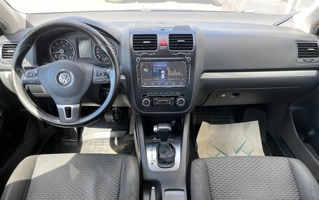 Volkswagen Jetta VI, 2010 год, 580 000 рублей, 11 фотография