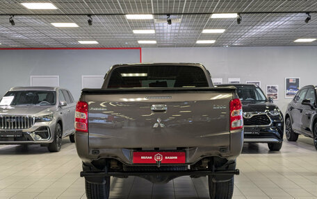 Mitsubishi L200 IV рестайлинг, 2016 год, 2 299 500 рублей, 7 фотография