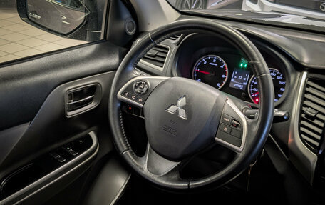 Mitsubishi L200 IV рестайлинг, 2016 год, 2 299 500 рублей, 17 фотография