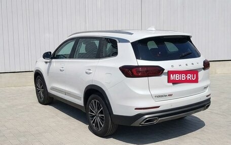 Chery Tiggo 8 Pro, 2023 год, 2 299 000 рублей, 5 фотография