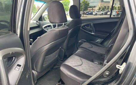 Toyota RAV4, 2011 год, 1 070 000 рублей, 13 фотография