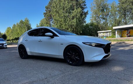 Mazda 3, 2020 год, 2 050 000 рублей, 3 фотография