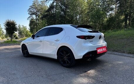 Mazda 3, 2020 год, 2 050 000 рублей, 5 фотография