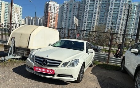 Mercedes-Benz E-Класс, 2012 год, 1 500 000 рублей, 3 фотография