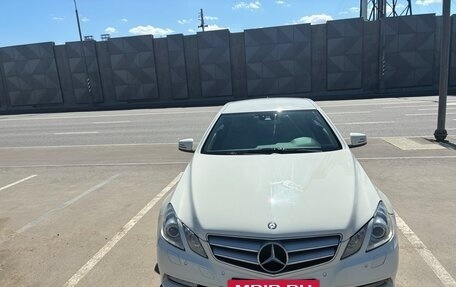Mercedes-Benz E-Класс, 2012 год, 1 500 000 рублей, 21 фотография