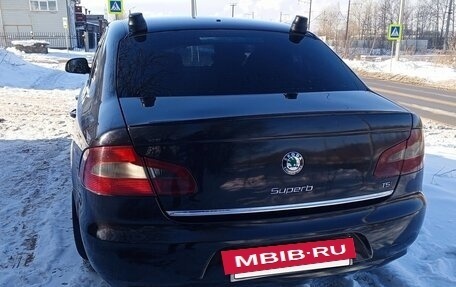 Skoda Superb III рестайлинг, 2010 год, 700 000 рублей, 3 фотография