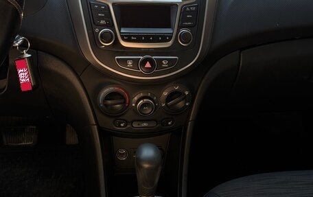 Hyundai Solaris II рестайлинг, 2016 год, 1 200 000 рублей, 10 фотография