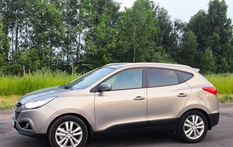 Hyundai ix35 I рестайлинг, 2011 год, 1 355 000 рублей, 2 фотография
