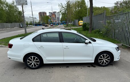 Volkswagen Jetta VI, 2017 год, 1 200 000 рублей, 4 фотография