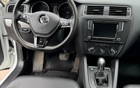 Volkswagen Jetta VI, 2017 год, 1 200 000 рублей, 12 фотография