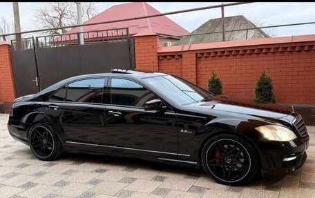 Mercedes-Benz S-Класс, 2007 год, 1 270 000 рублей, 1 фотография