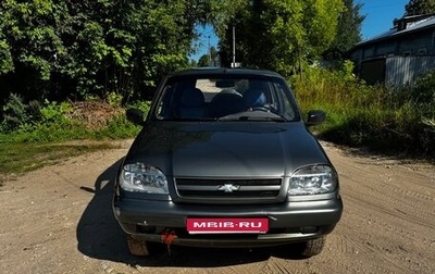 Chevrolet Niva I рестайлинг, 2004 год, 180 000 рублей, 1 фотография