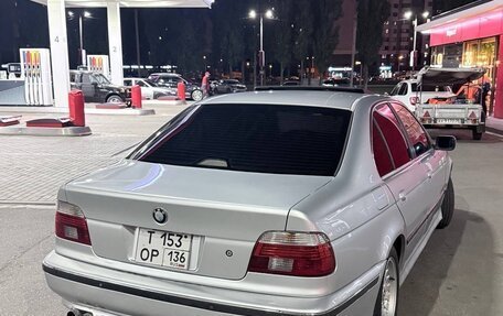 BMW 5 серия, 1999 год, 600 000 рублей, 3 фотография