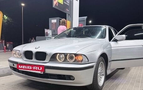 BMW 5 серия, 1999 год, 600 000 рублей, 11 фотография