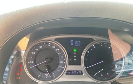 Lexus IS II рестайлинг 2, 2007 год, 1 200 000 рублей, 19 фотография