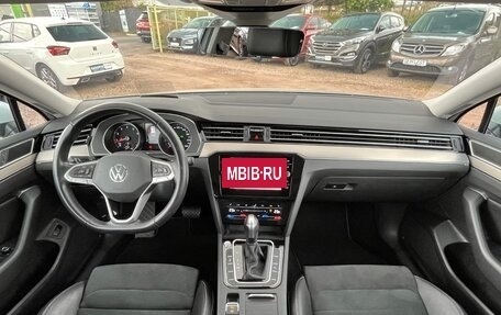 Volkswagen Passat B8 рестайлинг, 2022 год, 1 890 000 рублей, 10 фотография