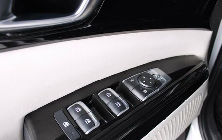 KIA Carnival, 2021 год, 3 290 000 рублей, 18 фотография