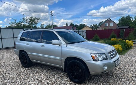 Toyota Highlander III, 2004 год, 1 300 000 рублей, 2 фотография