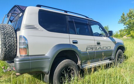 Toyota Land Cruiser Prado 90 рестайлинг, 1996 год, 2 696 000 рублей, 4 фотография