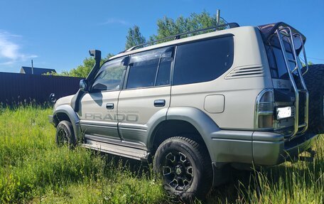 Toyota Land Cruiser Prado 90 рестайлинг, 1996 год, 2 696 000 рублей, 3 фотография