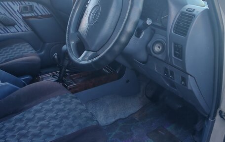 Toyota Land Cruiser Prado 90 рестайлинг, 1996 год, 2 696 000 рублей, 11 фотография