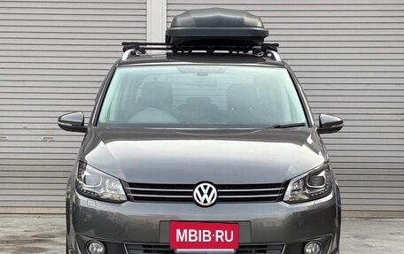 Volkswagen Touran III, 2015 год, 785 000 рублей, 2 фотография