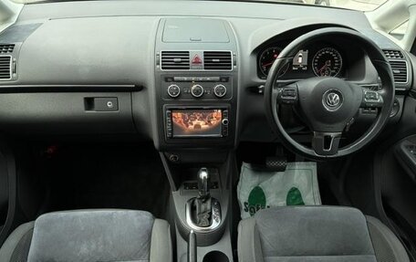 Volkswagen Touran III, 2015 год, 785 000 рублей, 9 фотография