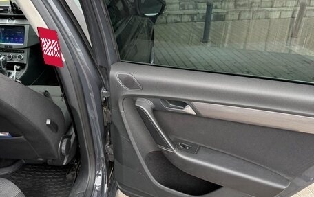 Volkswagen Passat B7, 2012 год, 1 099 000 рублей, 13 фотография