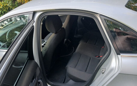 Audi A4, 2010 год, 800 000 рублей, 6 фотография