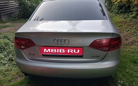 Audi A4, 2010 год, 800 000 рублей, 2 фотография