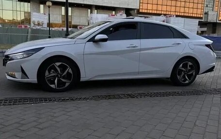 Hyundai Elantra, 2022 год, 1 470 000 рублей, 5 фотография