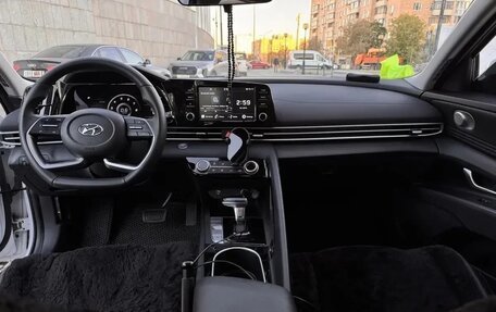 Hyundai Elantra, 2022 год, 1 470 000 рублей, 8 фотография