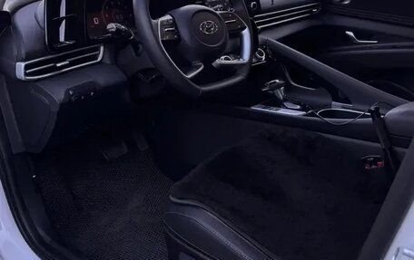 Hyundai Elantra, 2022 год, 1 470 000 рублей, 10 фотография