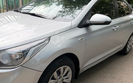 Hyundai Solaris II рестайлинг, 2017 год, 850 000 рублей, 6 фотография