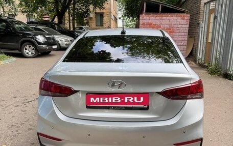 Hyundai Solaris II рестайлинг, 2017 год, 850 000 рублей, 5 фотография