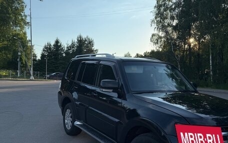 Mitsubishi Pajero IV, 2008 год, 1 500 000 рублей, 2 фотография
