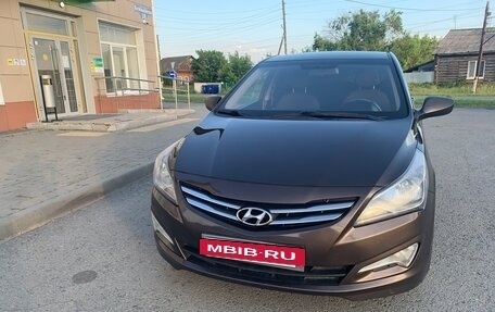 Hyundai Solaris II рестайлинг, 2015 год, 680 000 рублей, 7 фотография