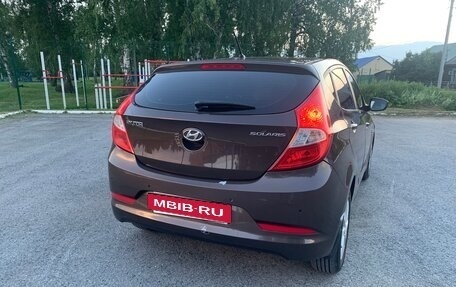 Hyundai Solaris II рестайлинг, 2015 год, 680 000 рублей, 11 фотография