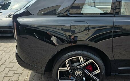 Rolls-Royce Cullinan, 2026 год, 76 000 000 рублей, 4 фотография