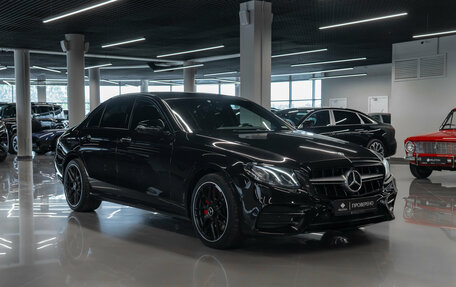 Mercedes-Benz E-Класс, 2019 год, 3 370 000 рублей, 2 фотография