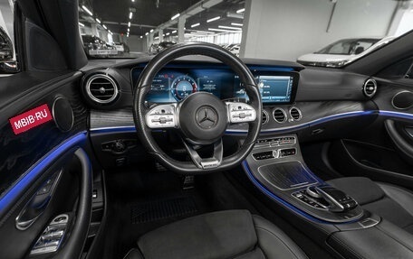 Mercedes-Benz E-Класс, 2019 год, 3 370 000 рублей, 7 фотография