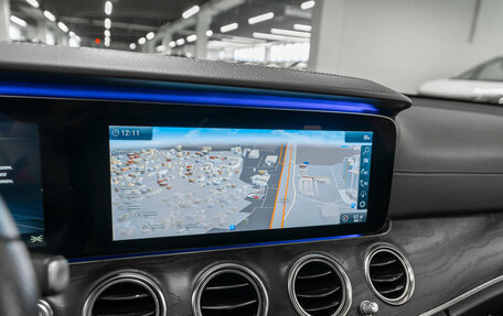 Mercedes-Benz E-Класс, 2019 год, 3 370 000 рублей, 18 фотография